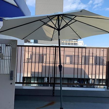 Ferienwohnung Sanacion Namba 難波千日前の5Ldk120平米 駅徒歩2分 広々バルコニーでバーベキューも可能 Ōsaka Exterior foto