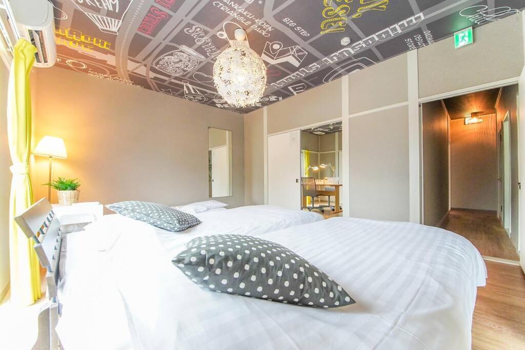 Ferienwohnung Sanacion Namba 難波千日前の5Ldk120平米 駅徒歩2分 広々バルコニーでバーベキューも可能 Ōsaka Exterior foto